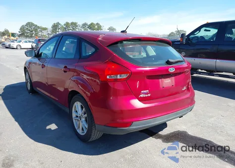 2015 Ford Focus Se z USA, uszkodzony, nr VIN 1FADP3K2XFL372469